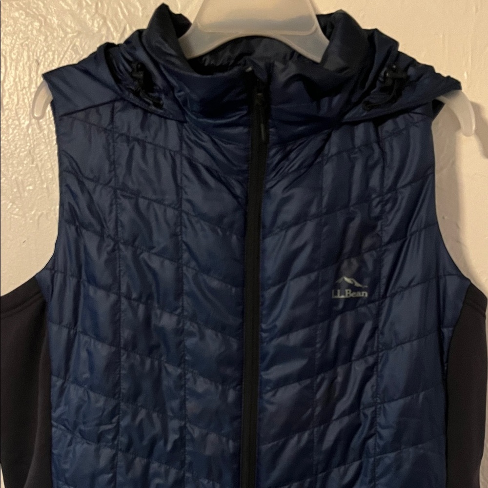 L.L. Bean Navy and Black Quilted Hooded Vest - Picture 3 of 5
